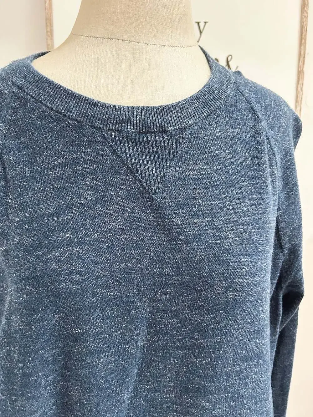 Banana Republic Organic Cotton Crew Neck Pullover Sweatshirt Blue Heather